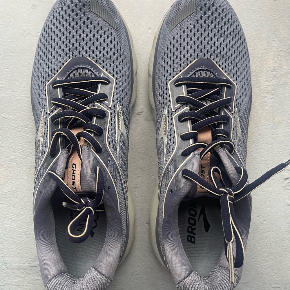 Brooks Ghost 12 Women’s Running Shoes